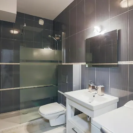 Apartmate- Riverside Jaglana Oldtown With View Apartment *